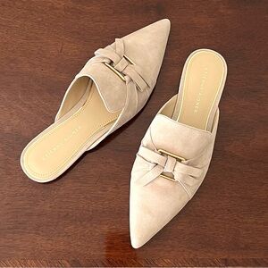 NEW IN BOX Etienne Aigner Alana Suede Slide Shoes (Size 8)